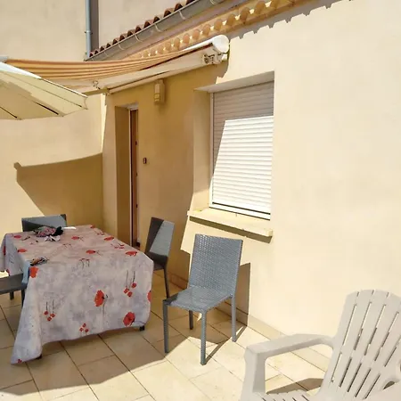 Maison Confortable Avec Vue Montagne A Nant, Piscine Partagee Nant