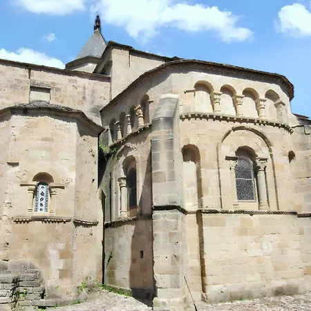 Maison Confortable Avec Vue Montagne A Nant, Piscine Partagee בית נופש *